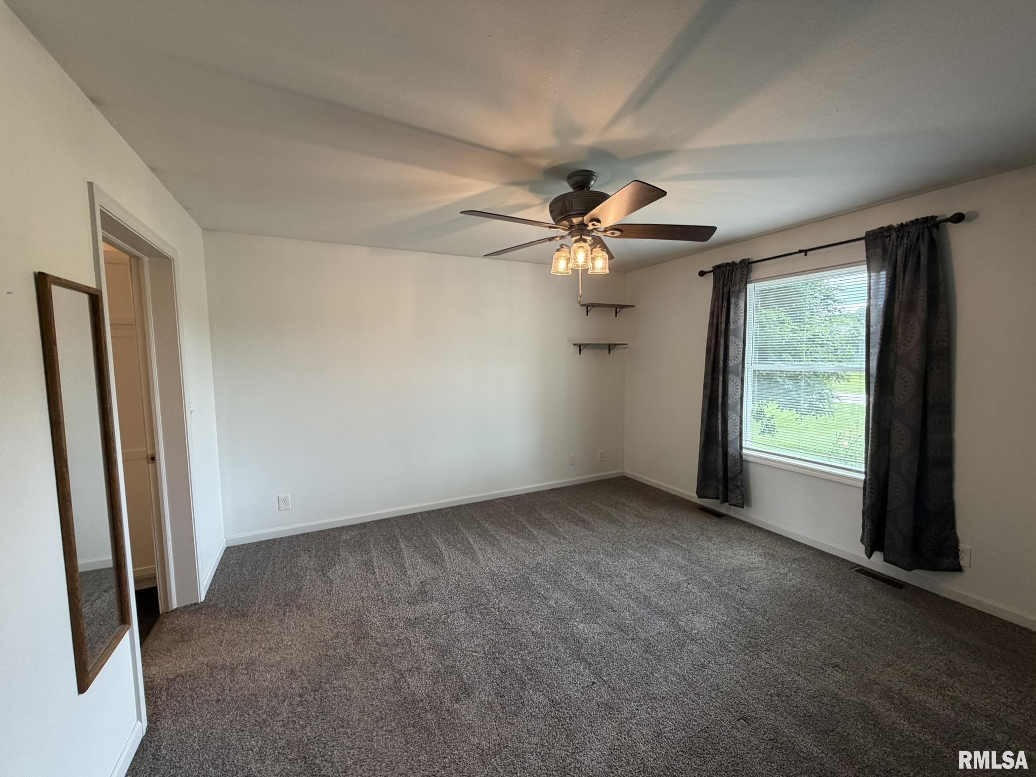 324 Casey Road Farmington, IL 61531 - Photo 43 of 68