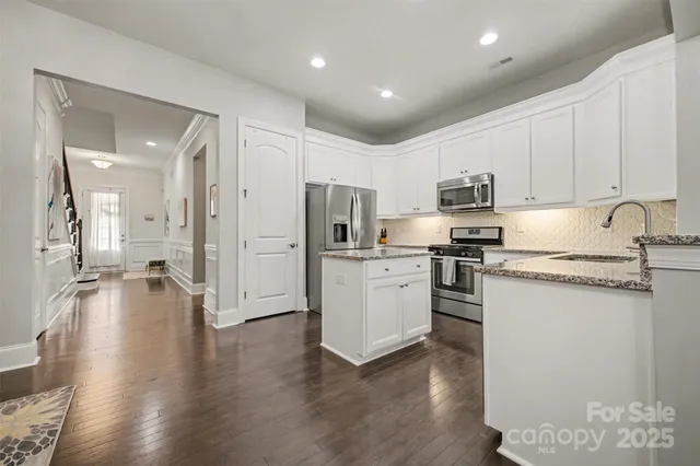 $600,000 | 5410 Shannon Bell Lane, Charlotte, NC 28277