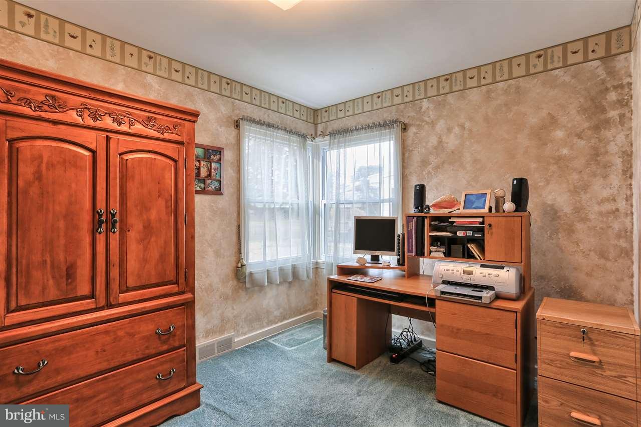 18 Riddle Road Camp Hill, PA 17011 - Photo 17 of 23 Gallery Image 17