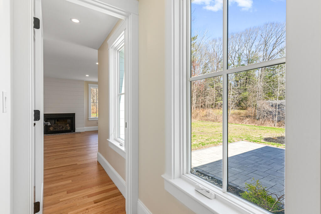 505 Mitchell Road Cape Elizabeth, ME 04107 - Photo 21 of 77 DSC05184