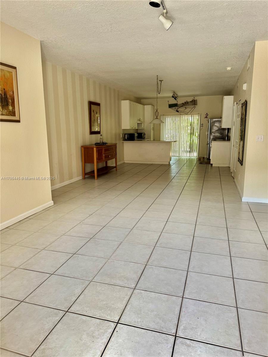 4802 Washington Street, Unit 2 Hollywood, FL 33021 - Photo 10 of 24