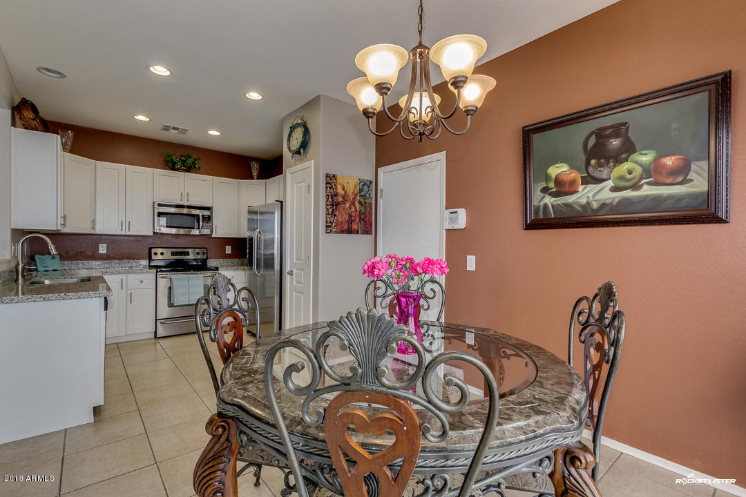 3920 South Rim Road Gilbert, AZ 85297 - Photo 9 of 41 09-Rim