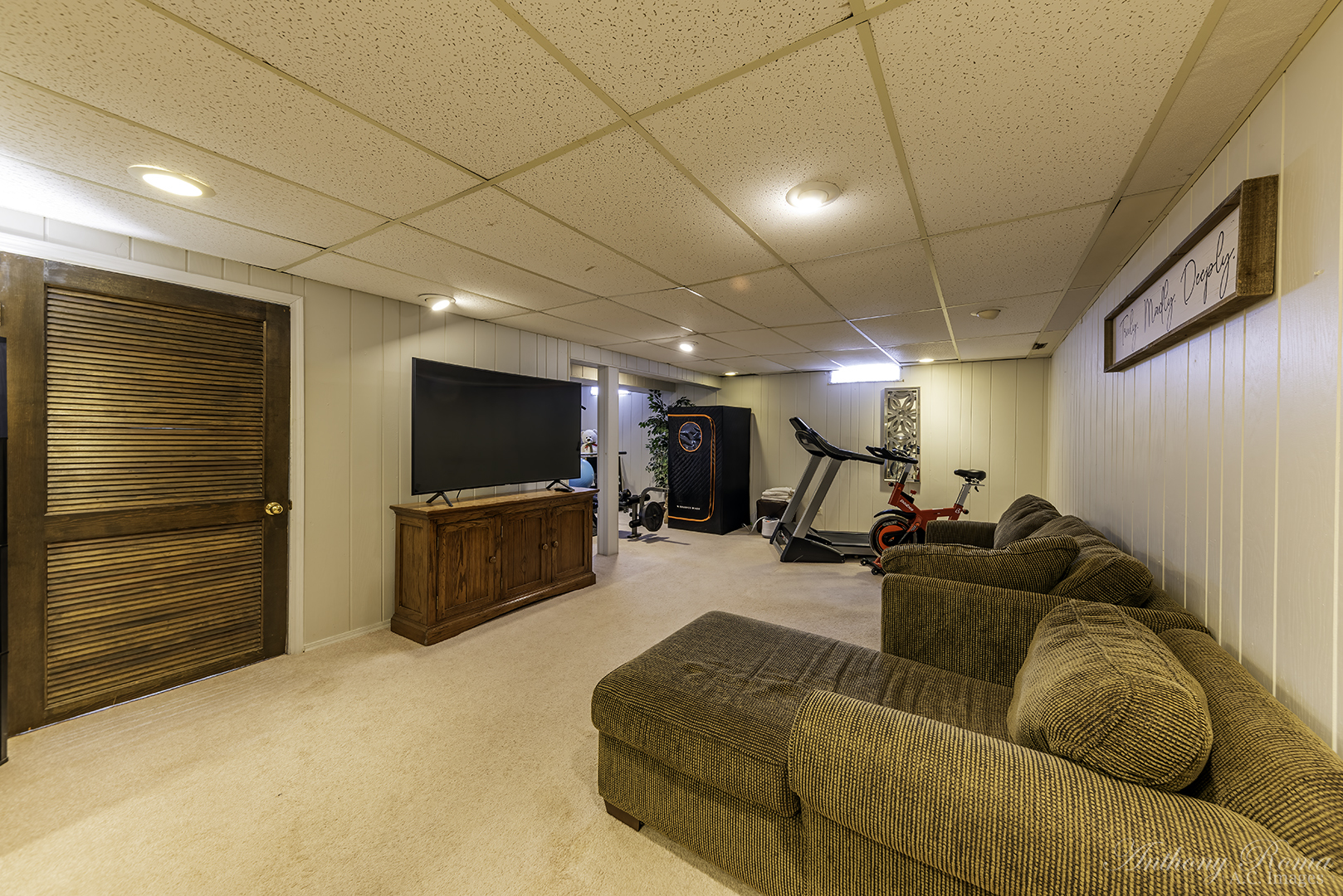 533 Beck Road Lindenhurst, IL 60046 - Photo 17 of 19