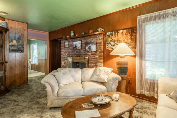 $549,900 | 725 West Elm Street, Bishop, CA 93514