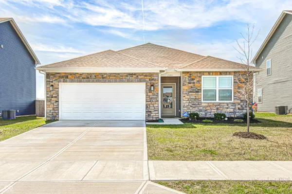 $318,000 | 1593 Fairmount Drive, Greenfield, IN 46140