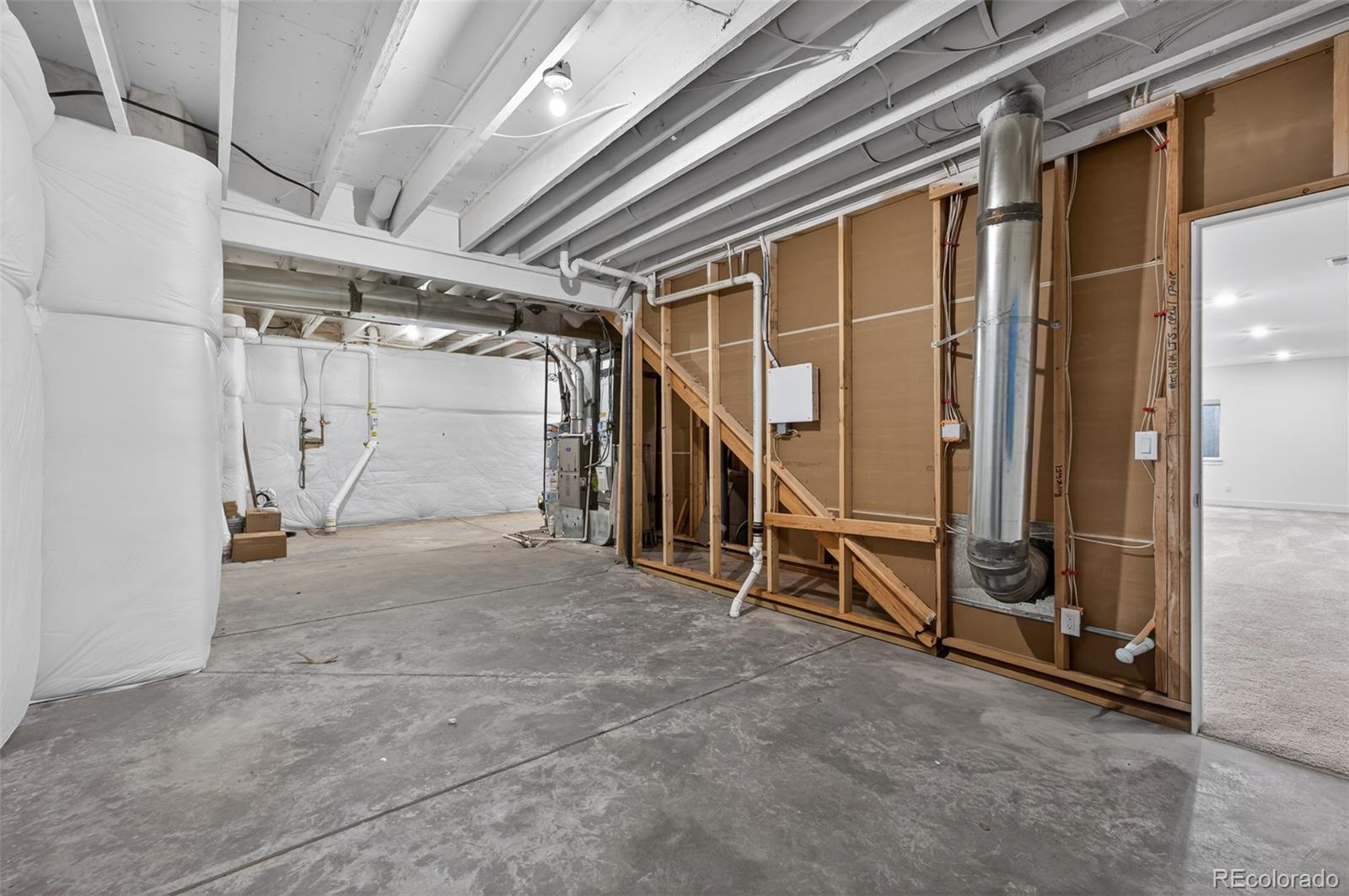 6311 Stable View Street Castle Pines, CO 80108 - Photo 34 of 46 a view of an empty room