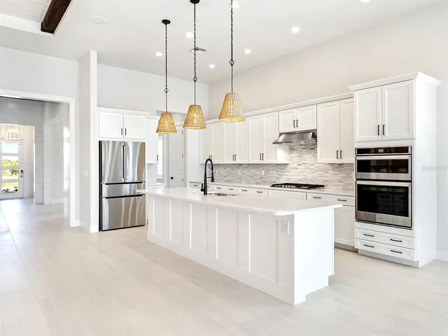 $1,340,000 | 8358 Redonda Loop, Bradenton, FL 34202