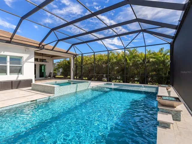 $1,340,000 | 8358 Redonda Loop, Bradenton, FL 34202