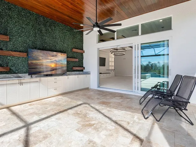 $1,340,000 | 8358 Redonda Loop, Bradenton, FL 34202