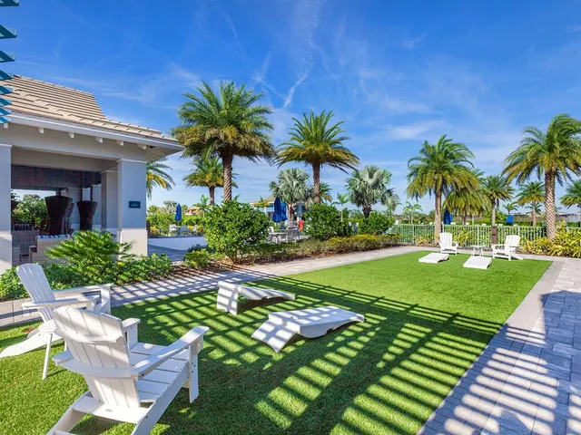 $1,340,000 | 8358 Redonda Loop, Bradenton, FL 34202