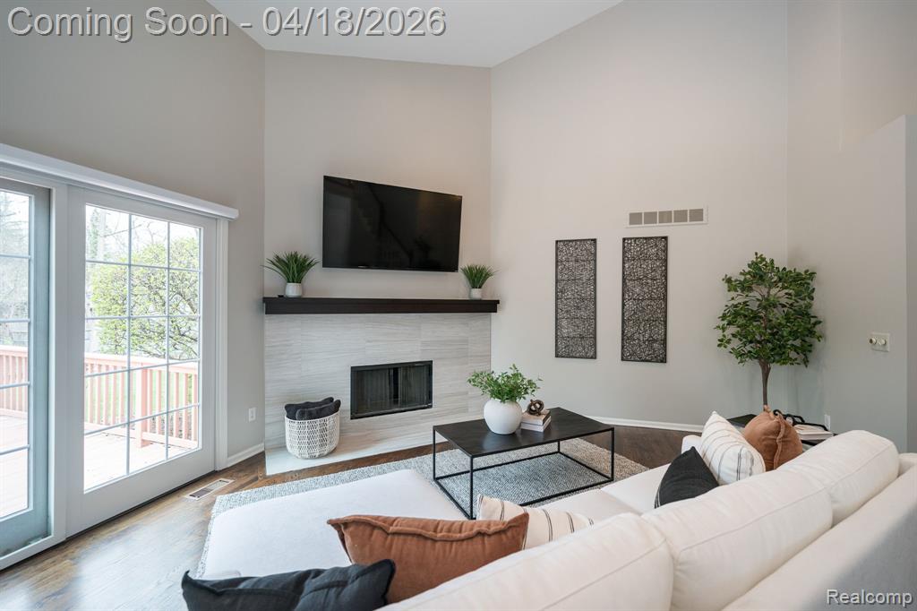 3598 Sahalee Drive Rochester Hills, MI 48309 - Photo 12 of 48
