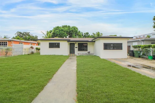 $749,995 | 630 Northeast 143rd Street, North Miami, FL 33161