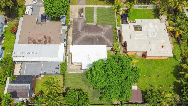 $749,995 | 630 Northeast 143rd Street, North Miami, FL 33161