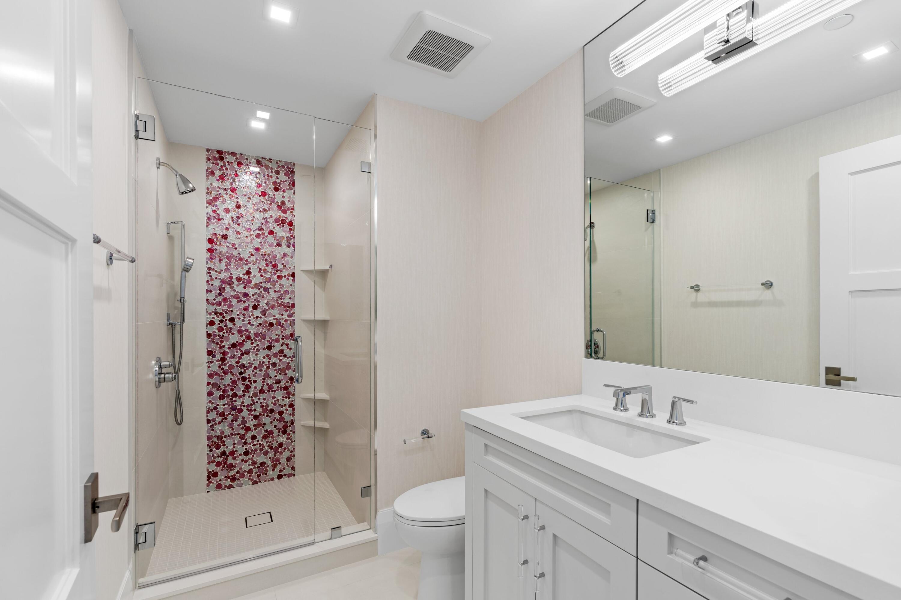 2500 South Ocean Boulevard, Unit 602 Boca Raton, FL 33432 - Photo 23 of 48 2nd En-Suite Bath