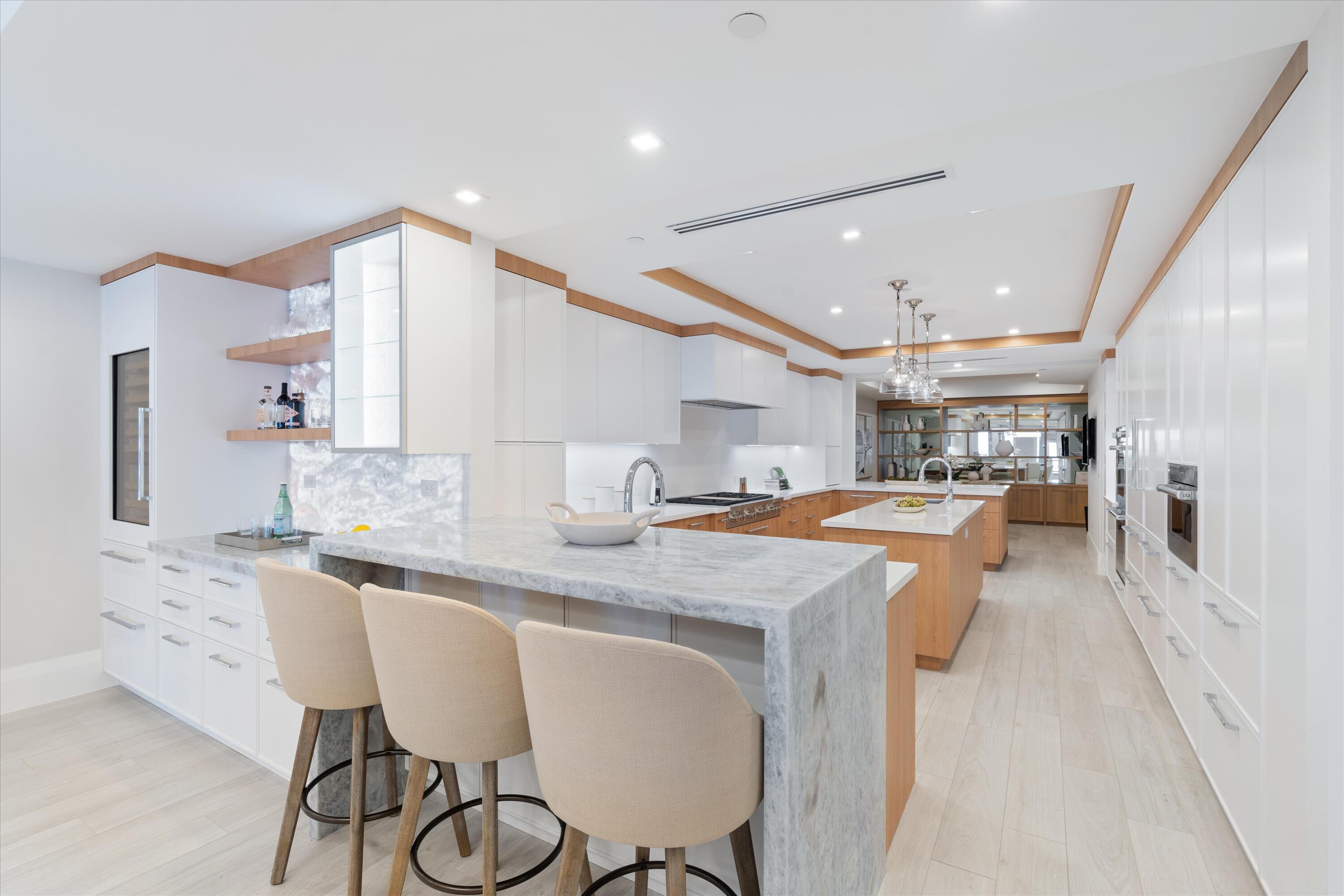 2500 South Ocean Boulevard, Unit 602 Boca Raton, FL 33432 - Photo 9 of 48 Kitchen