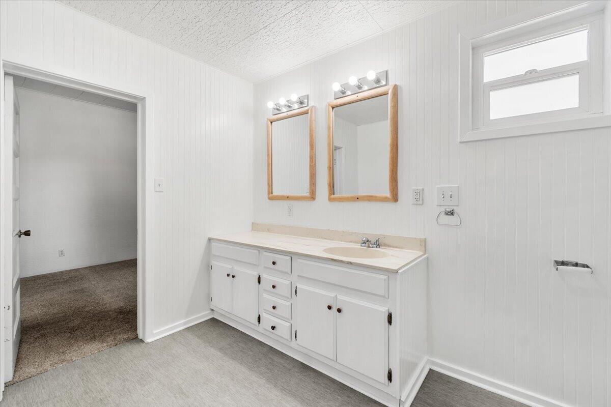2695 Newburg Road Fortuna, CA 95540 - Photo 16 of 36