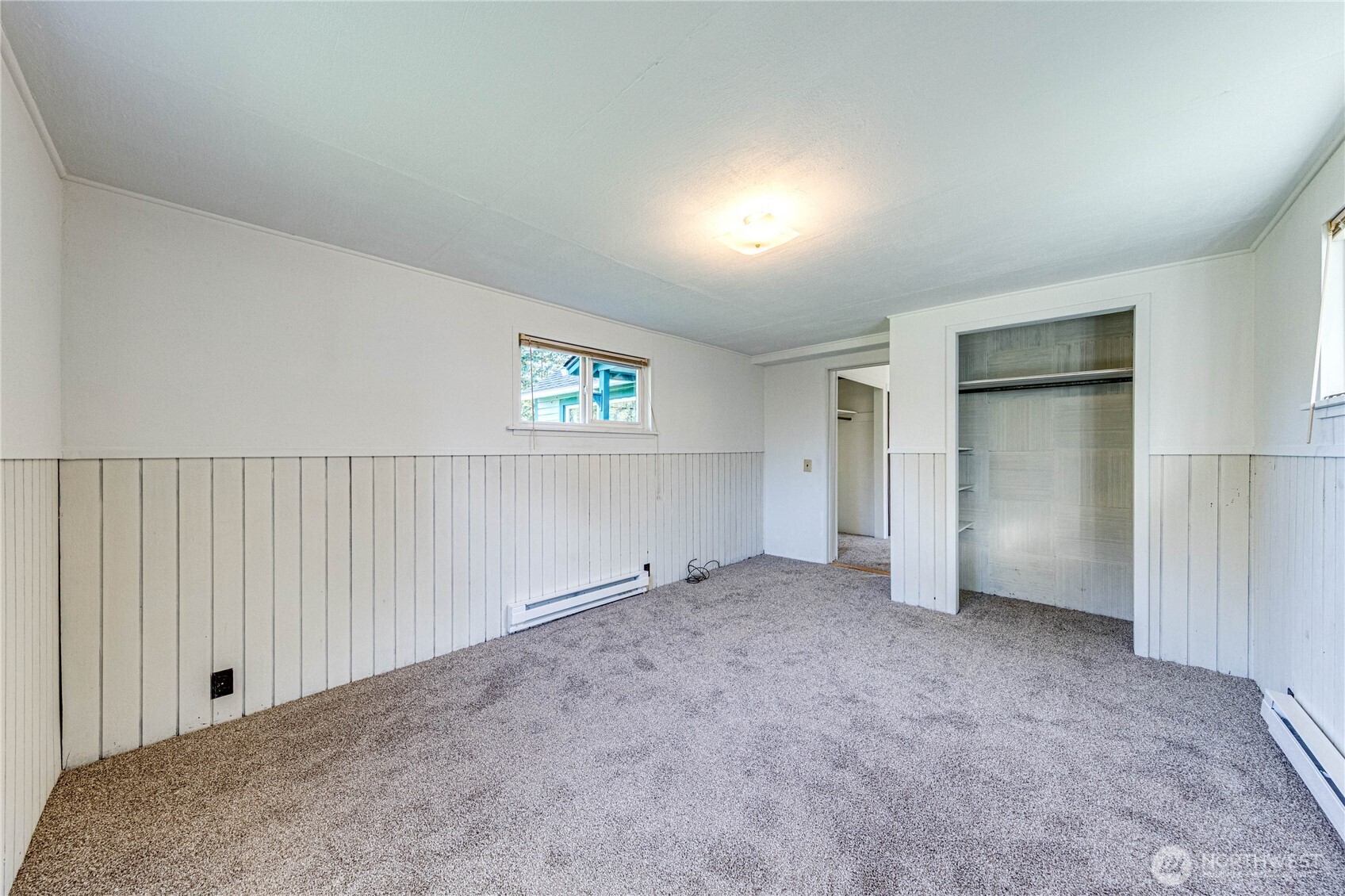 1520 Scrivner Road Port Angeles, WA 98362 - Photo 18 of 40 an empty room with windows