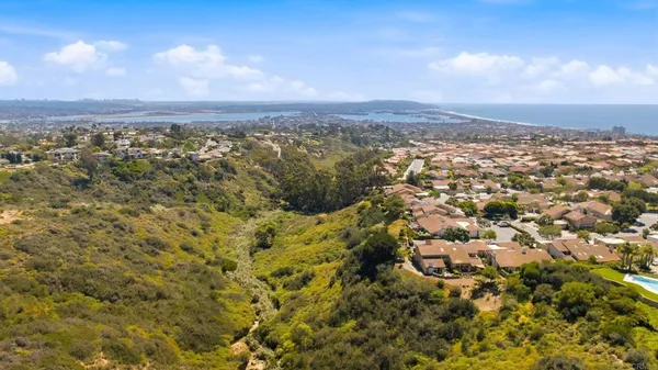 $2,845,000 | 5958 Sagebrush Road, La Jolla, CA 92037