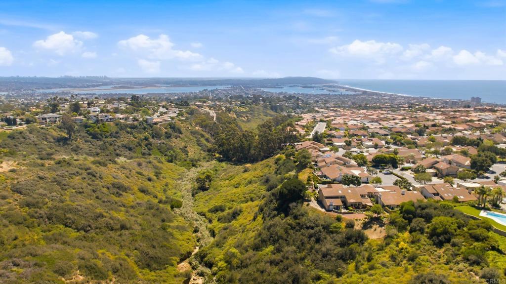 5958 Sagebrush Road La Jolla, CA 92037 - Photo 15 of 56