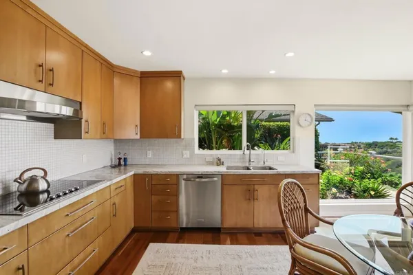 $2,845,000 | 5958 Sagebrush Road, La Jolla, CA 92037