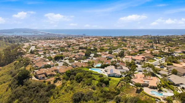 $2,845,000 | 5958 Sagebrush Road, La Jolla, CA 92037