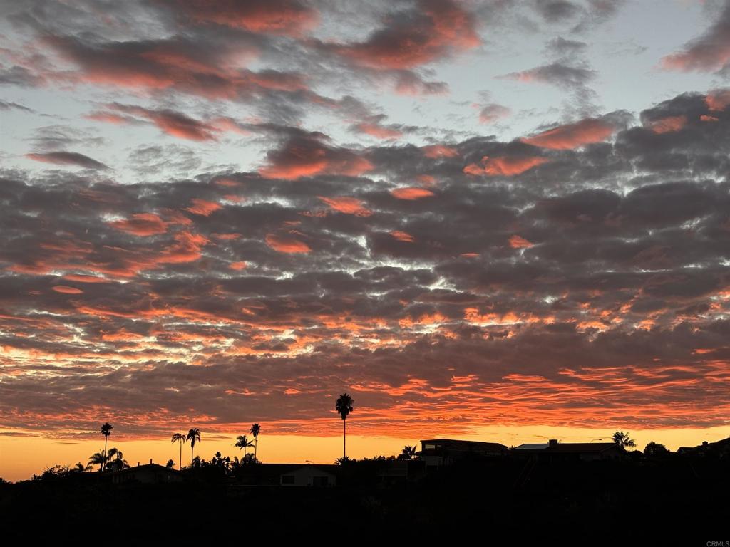 5958 Sagebrush Road La Jolla, CA 92037 - Photo 4 of 56