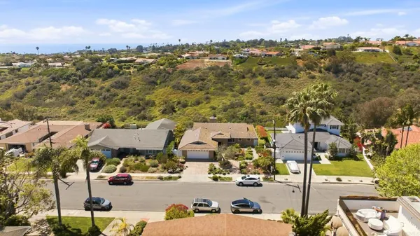 $2,845,000 | 5958 Sagebrush Road, La Jolla, CA 92037