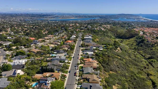 $2,845,000 | 5958 Sagebrush Road, La Jolla, CA 92037