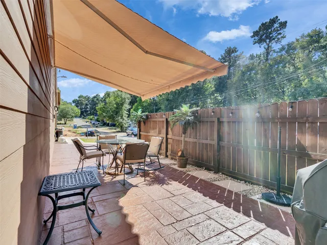 a view of outdoor space yard and patio