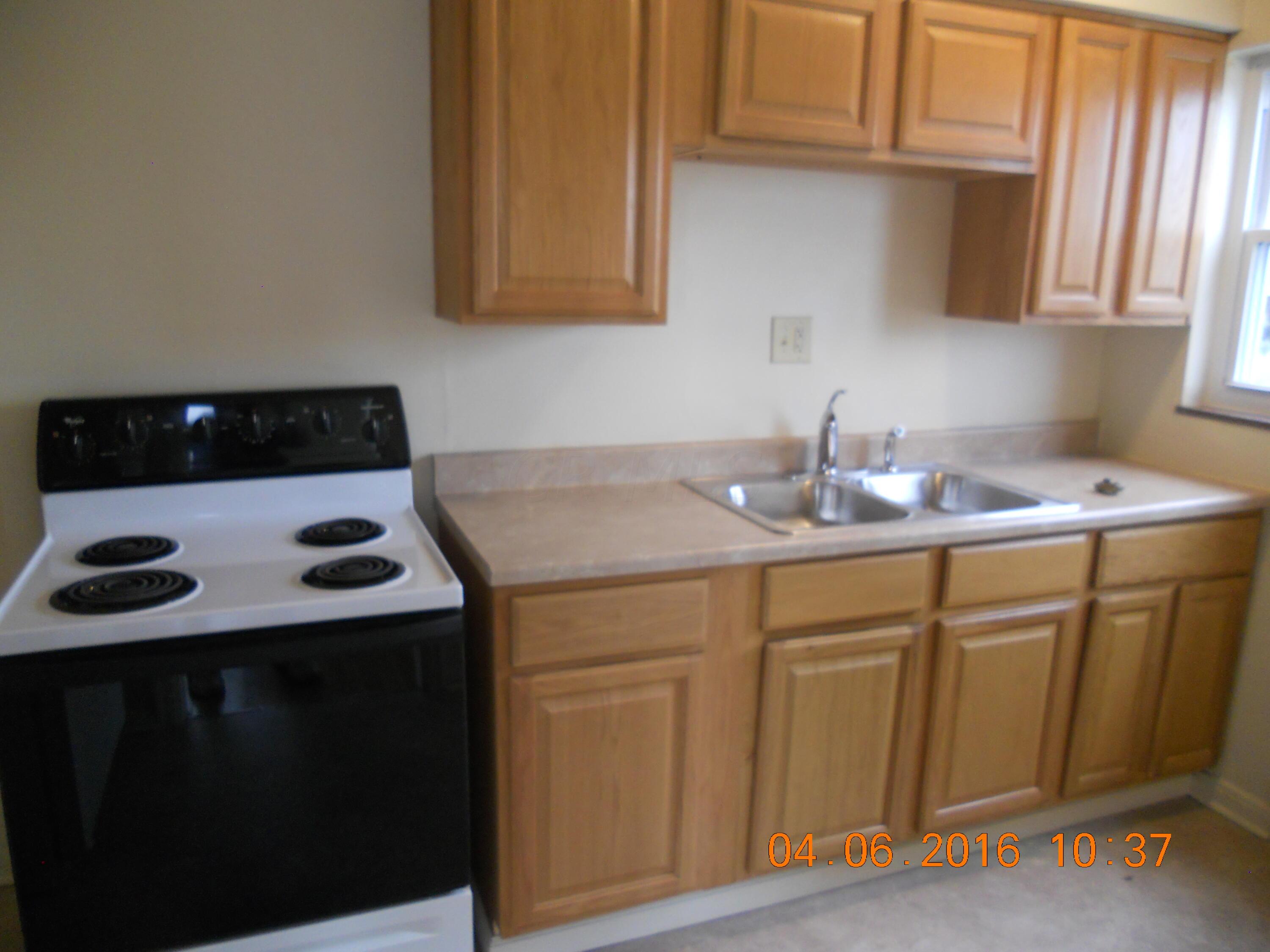 622-628 Chatham Road Columbus, OH 43214 - Photo 9 of 14 628