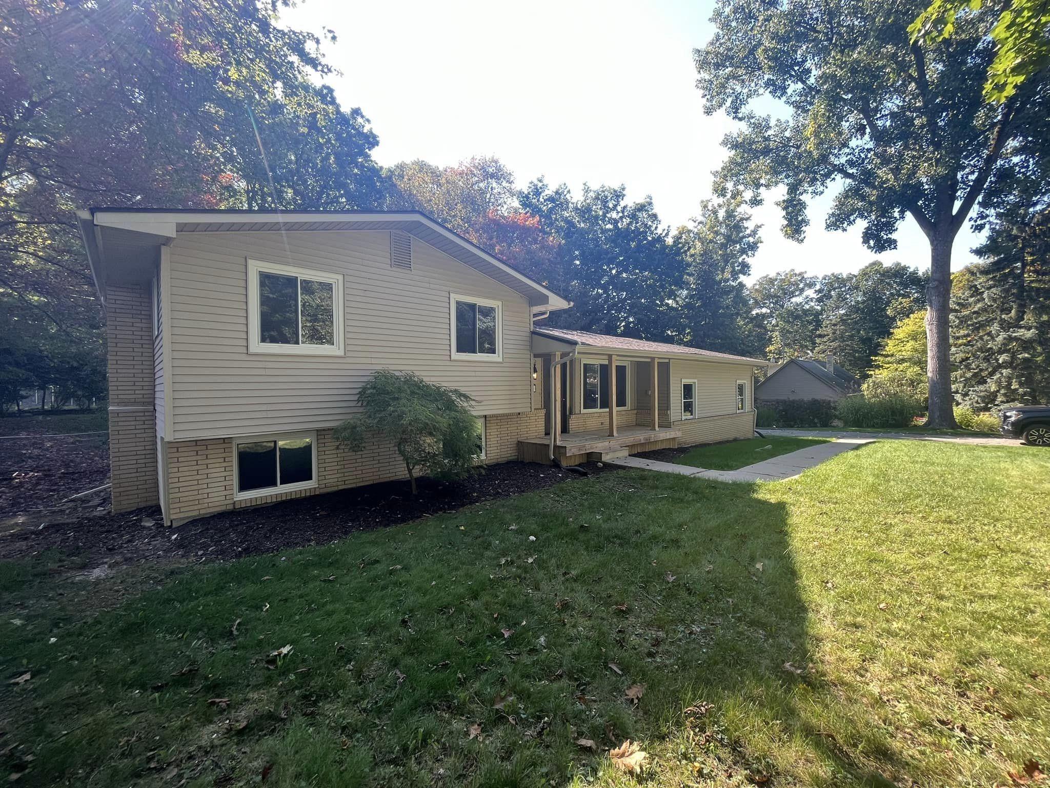 4363 Highfield Road Waterford, MI 48329 - Photo 1 of 29 50124619.JPG