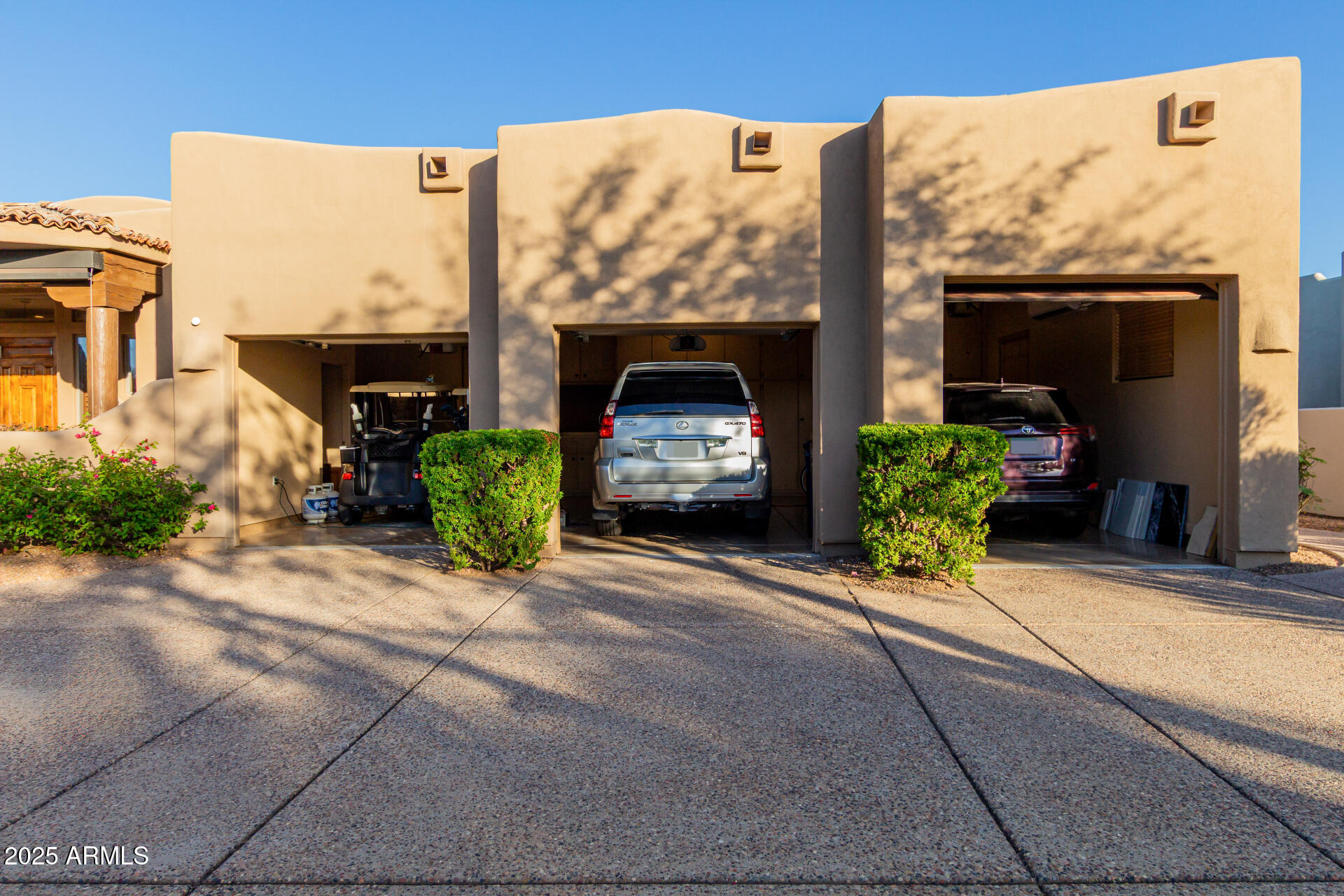 27609 Desierto Drive Rio Verde, AZ 85263 - Photo 53 of 86 3 CAR GARAGE