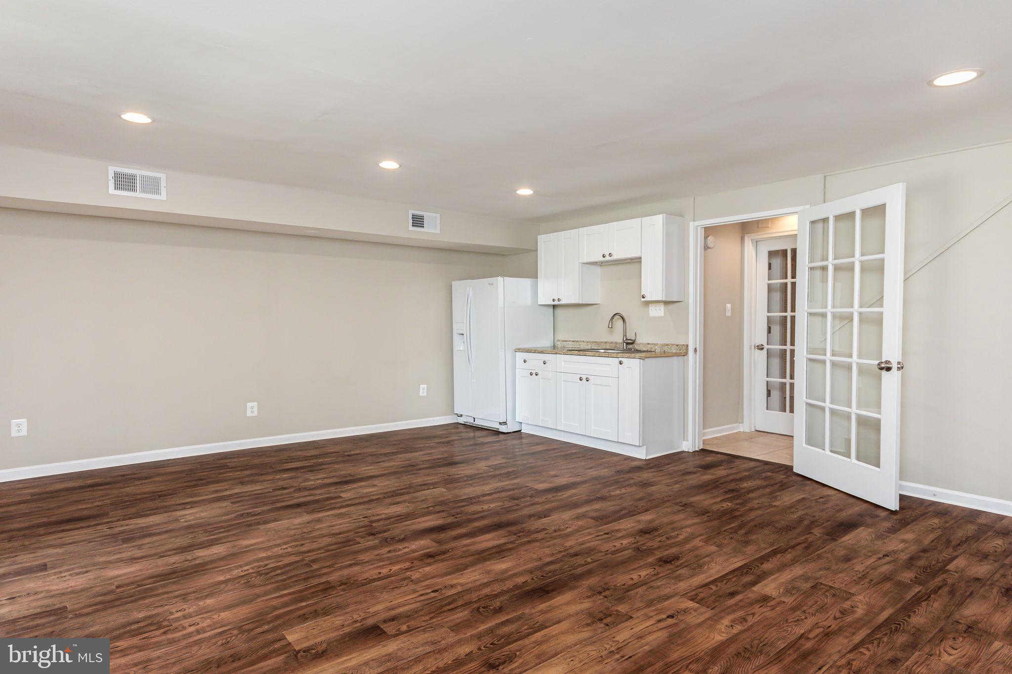 39 Penny Lane Baltimore, MD 21209 - Photo 35 of 43