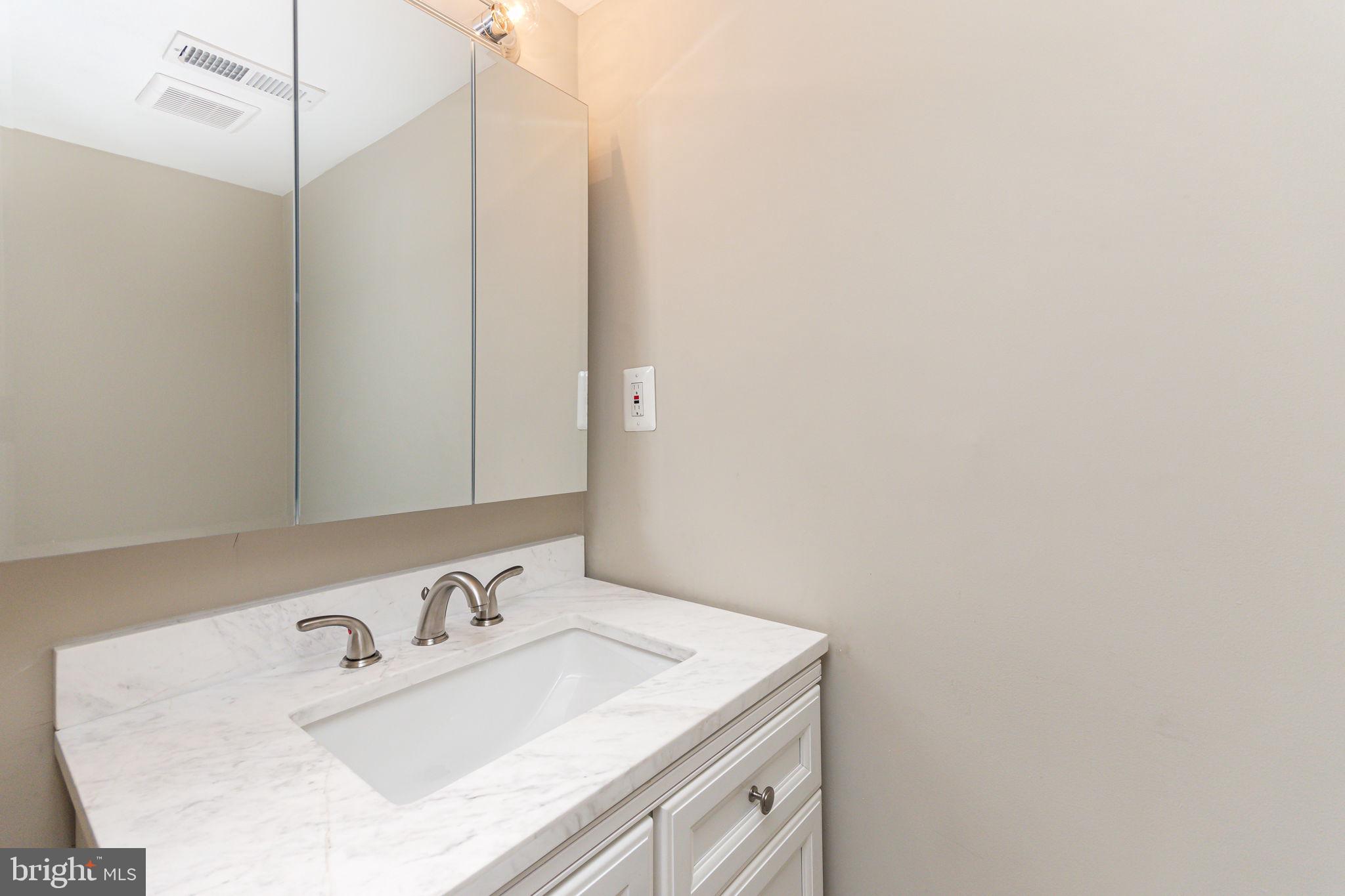39 Penny Lane Baltimore, MD 21209 - Photo 6 of 43