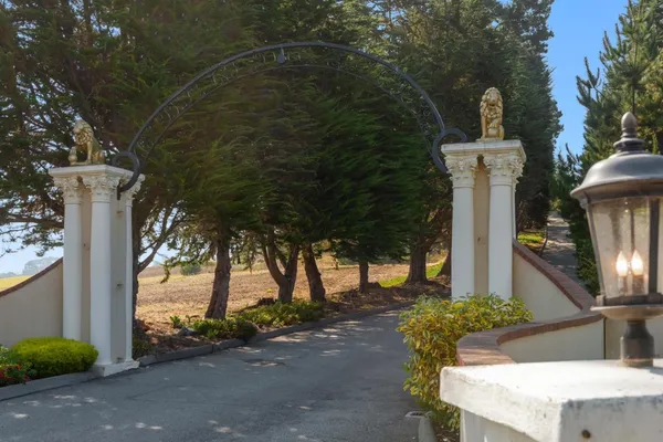 $10,750,000 | 112 Holiday Drive, La Selva Beach, CA 95076