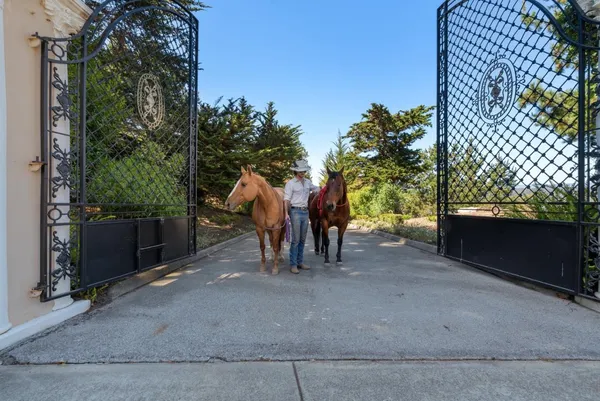 $10,750,000 | 112 Holiday Drive, La Selva Beach, CA 95076