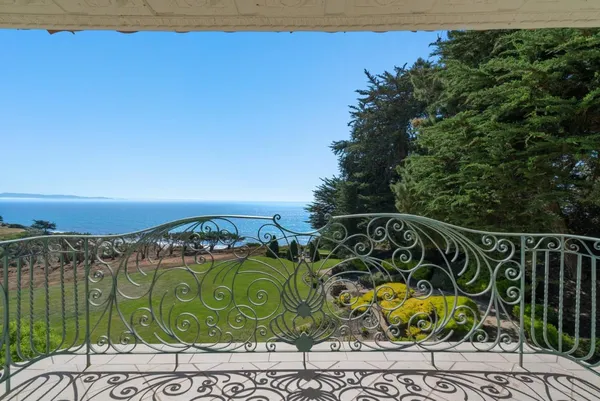 $10,750,000 | 112 Holiday Drive, La Selva Beach, CA 95076
