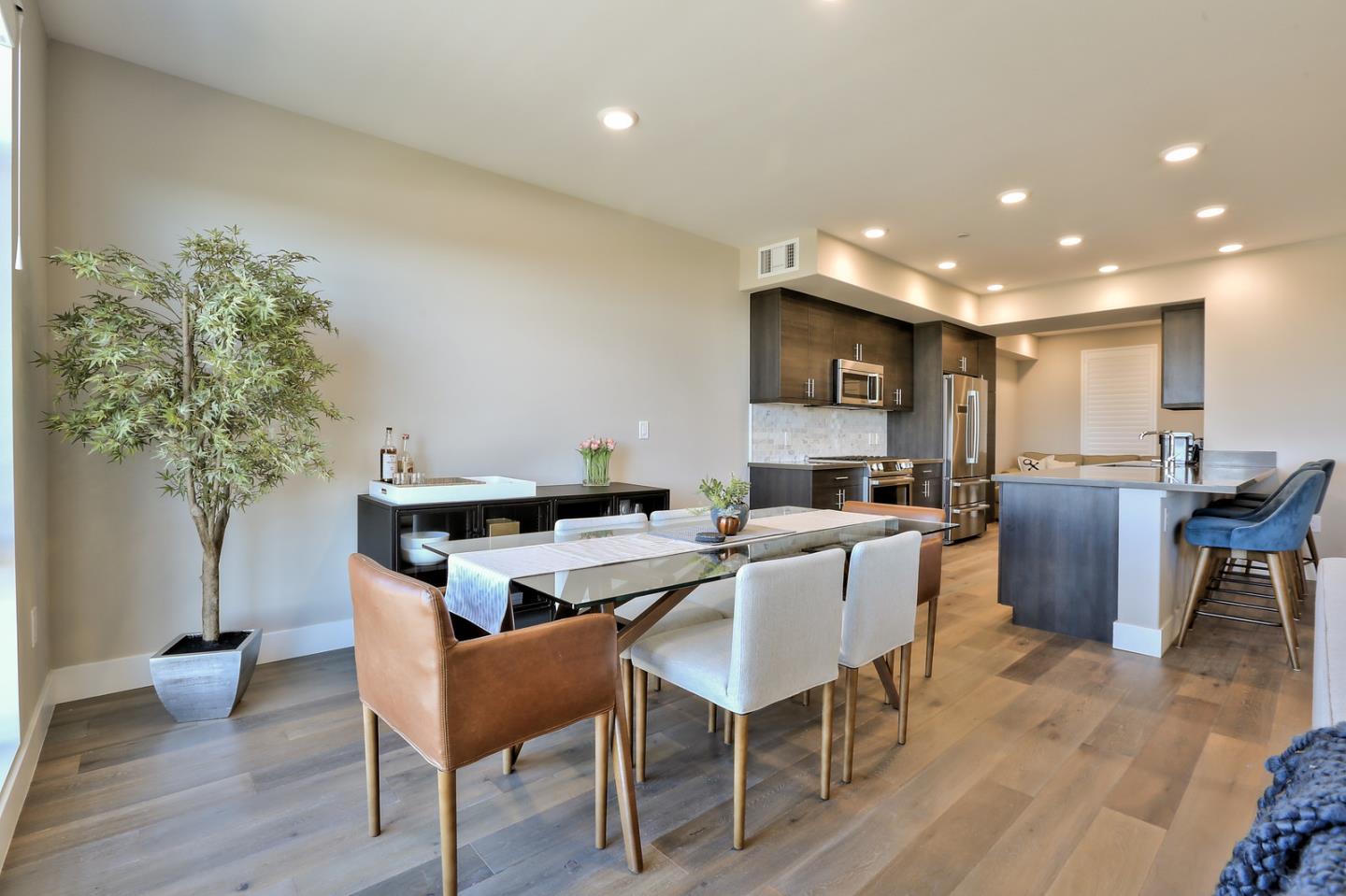 400 Mariners Island Boulevard, Unit 211 San Mateo, CA 94404 - Photo 11 of 32