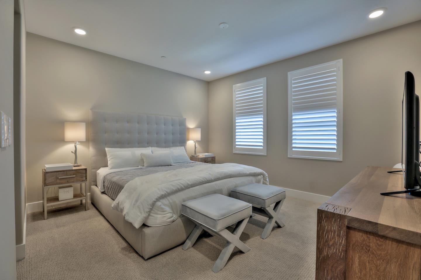 400 Mariners Island Boulevard, Unit 211 San Mateo, CA 94404 - Photo 16 of 32