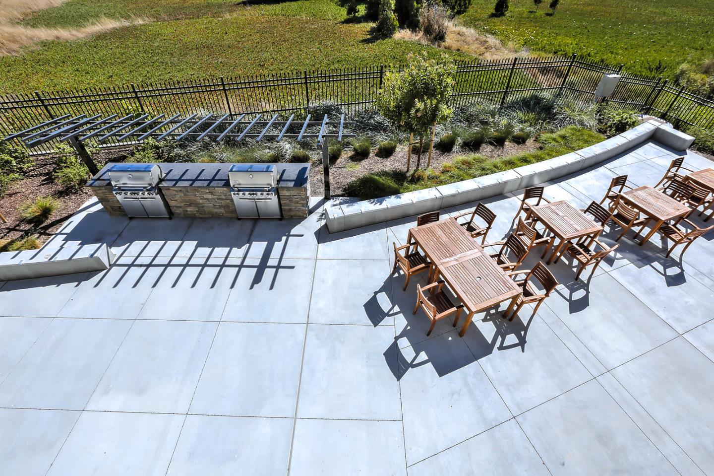 400 Mariners Island Boulevard, Unit 211 San Mateo, CA 94404 - Photo 29 of 32