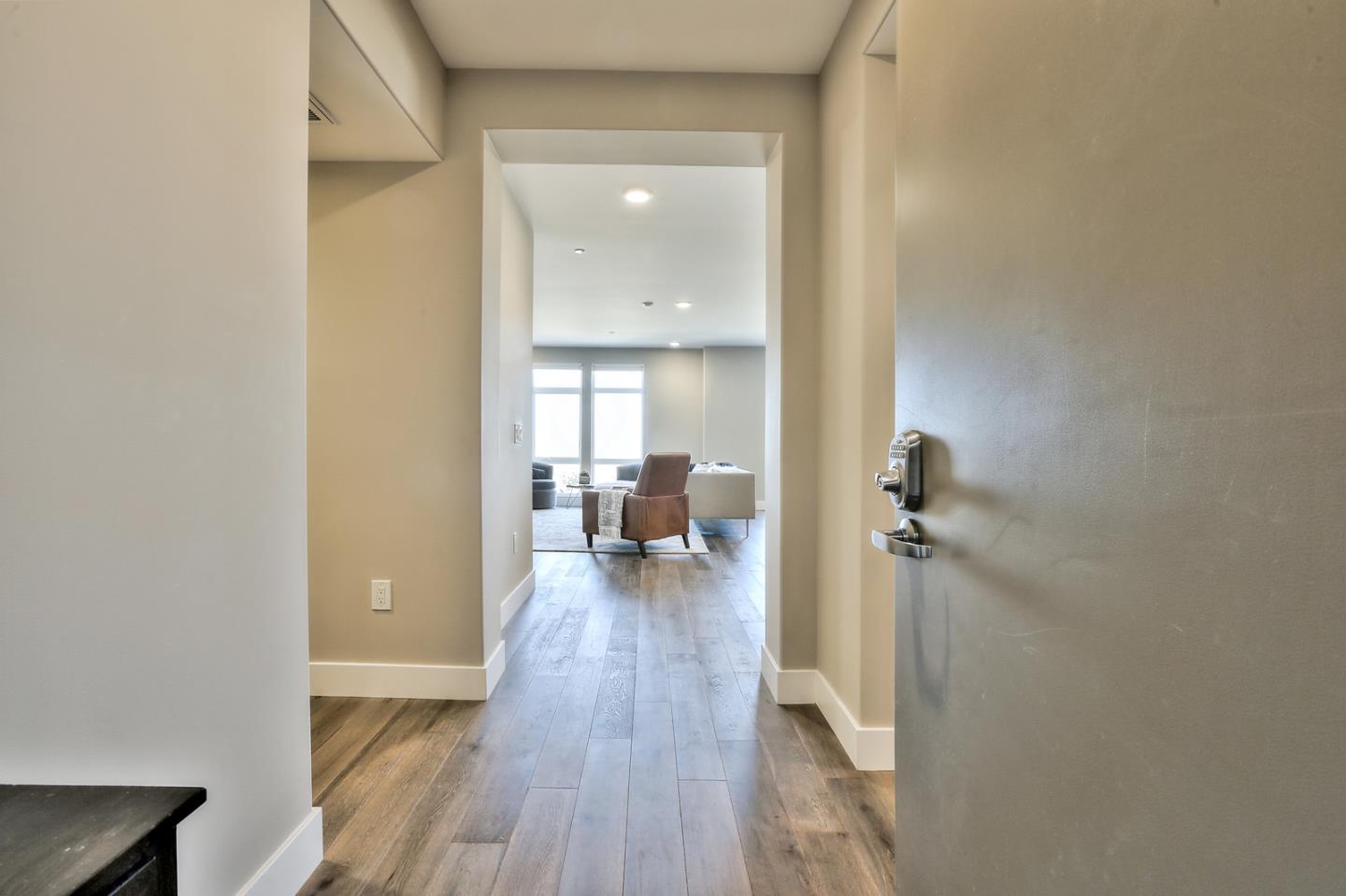 400 Mariners Island Boulevard, Unit 211 San Mateo, CA 94404 - Photo 3 of 32