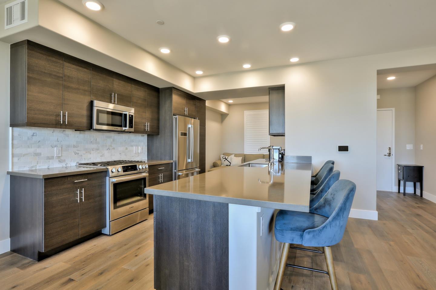 400 Mariners Island Boulevard, Unit 211 San Mateo, CA 94404 - Photo 10 of 32