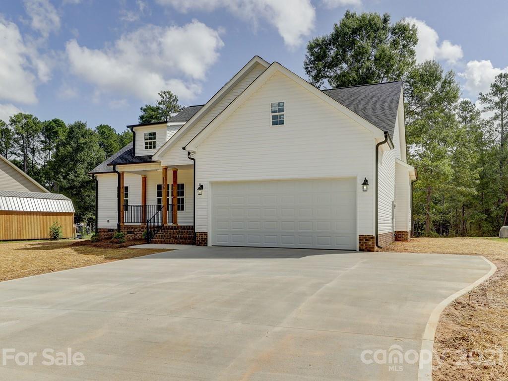 1108 State Rd S-46-817 York, SC 29745 - Photo 2 of 47 Gallery Image 2