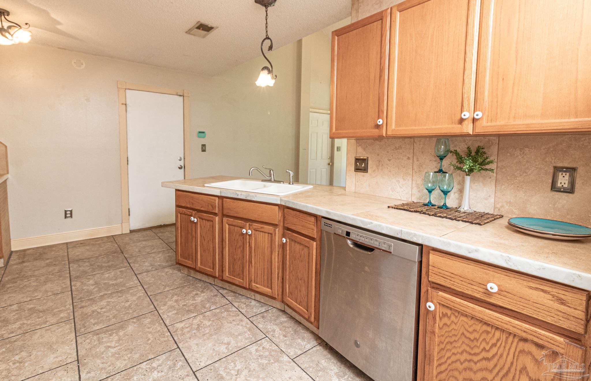 2394 Cove Road Navarre, FL 32566 - Photo 4 of 24 Kitchen