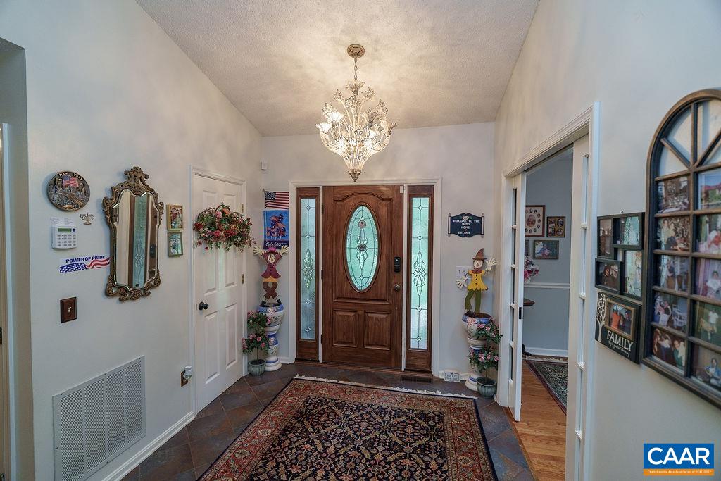 2220 Ridgeway Lane Charlottesville, VA 22911 - Photo 6 of 75 Gallery Image 6