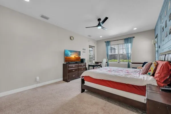 $925,000 | 6002 Watercolor Drive, Lithia, FL 33547