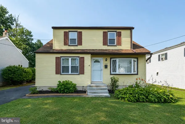 $425,000 | 480 Nemoral Street, Warminster, PA 18974
