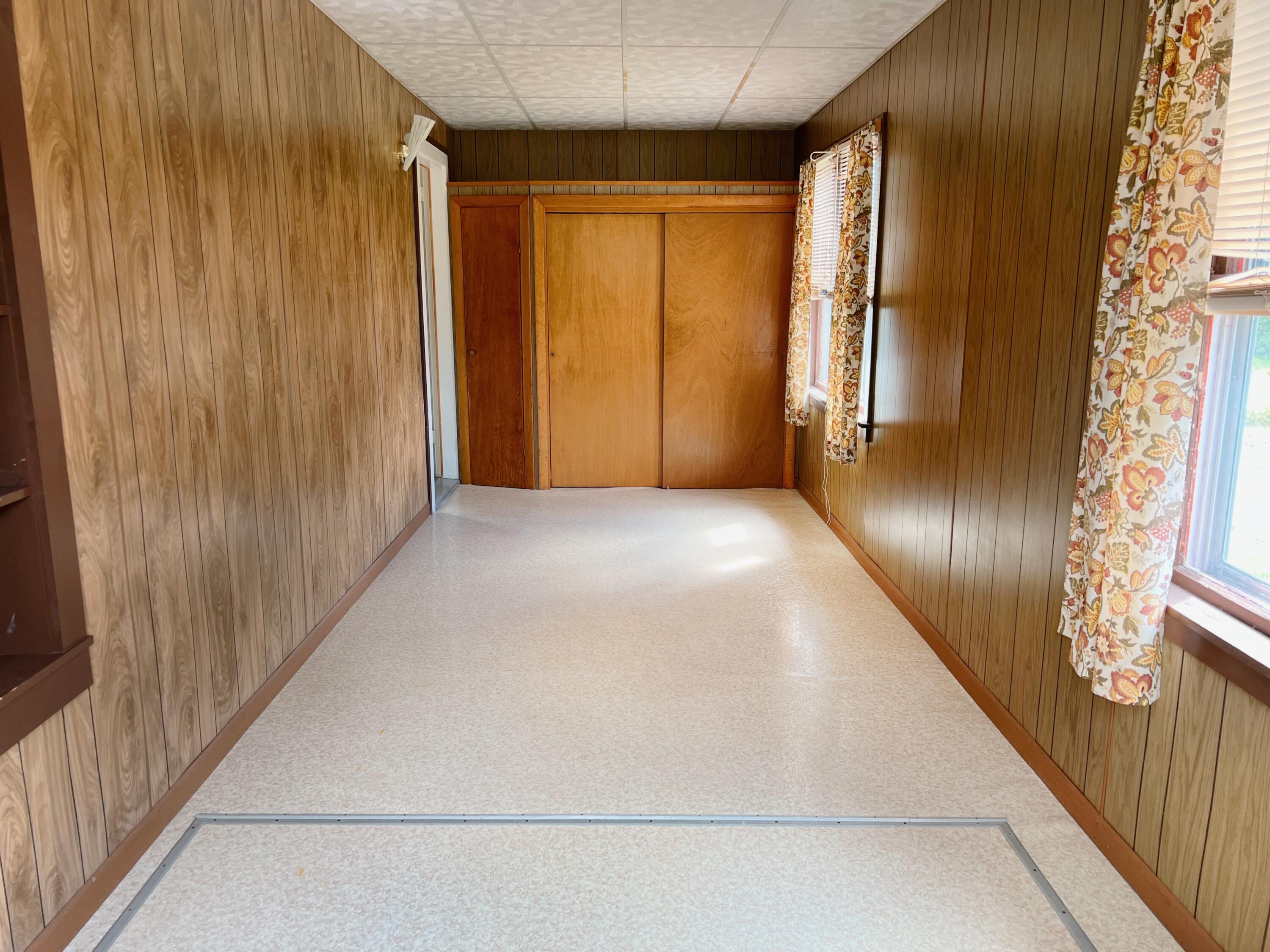 1510 Mason Bay Road Jonesport, ME 04649 - Photo 7 of 75 entry way