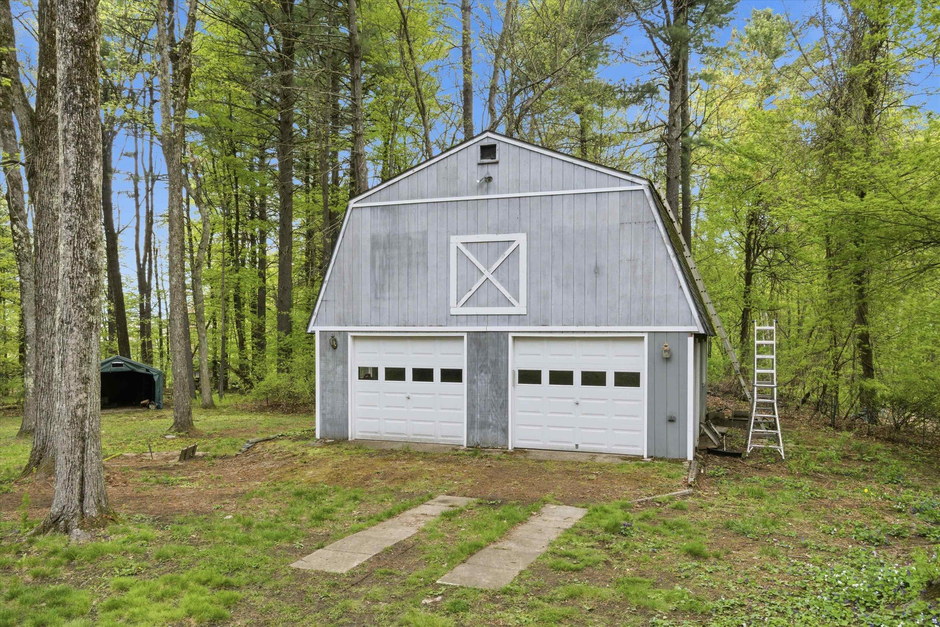 4 Timothy Lane Hudson, NH 03051 - Photo 42 of 53