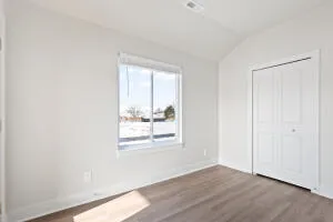 $1,370 | 1215 Corporate Drive, Adrian, MI 49221